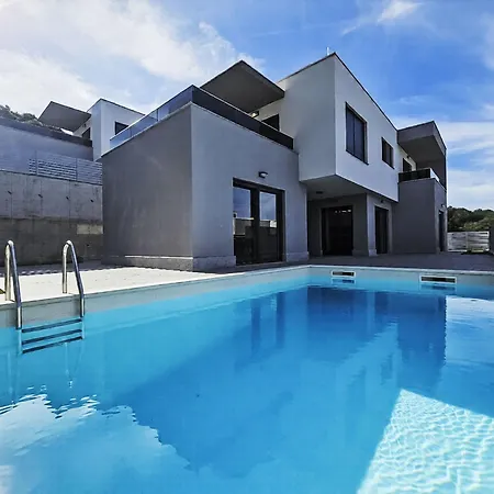 Aloa Iii By Interhome * Splitska